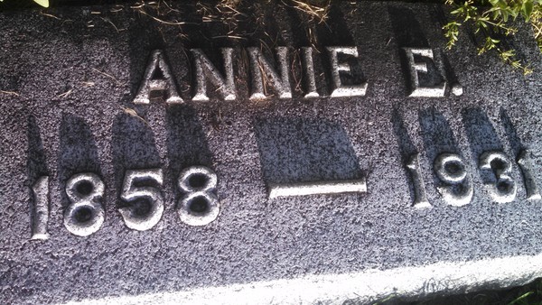 headstone image