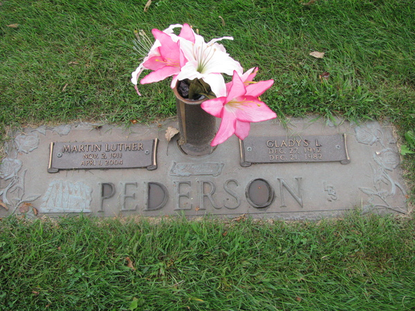 headstone image