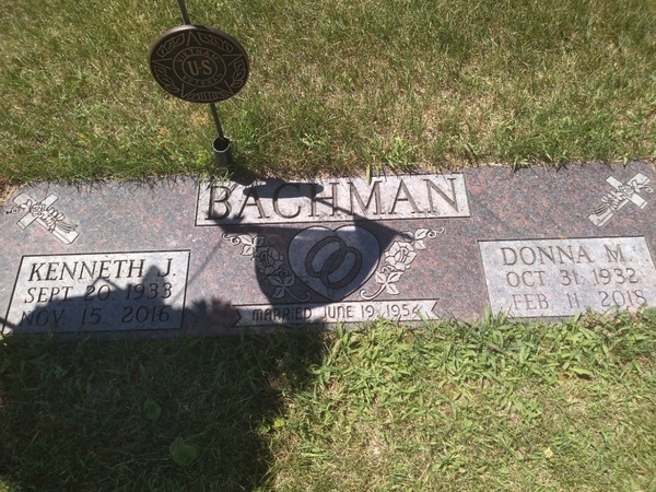 headstone image