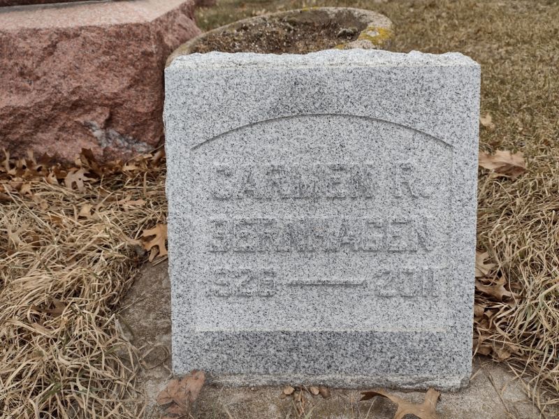 headstone image