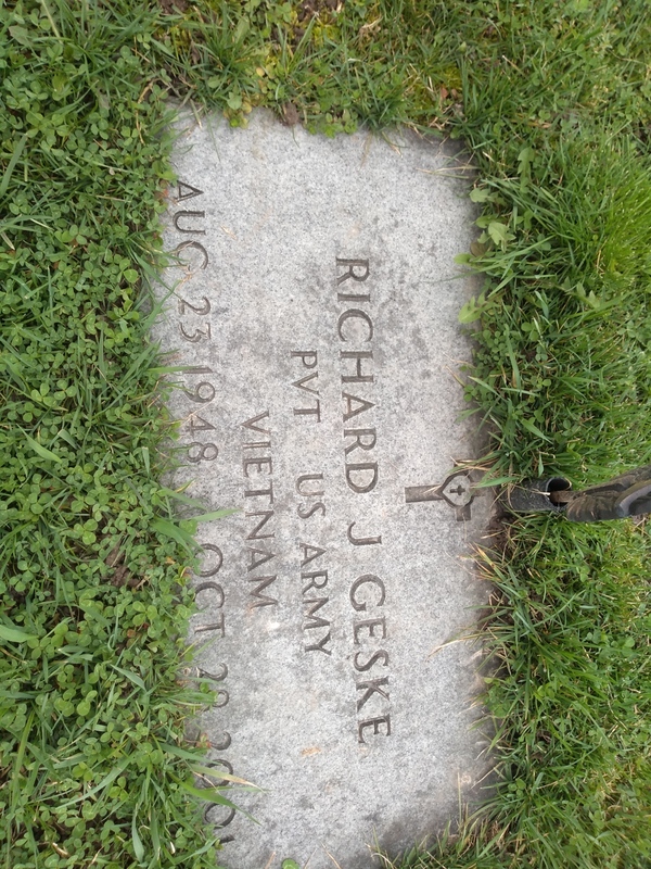 headstone image