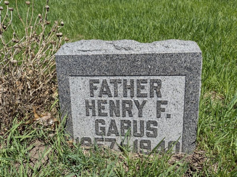 headstone image