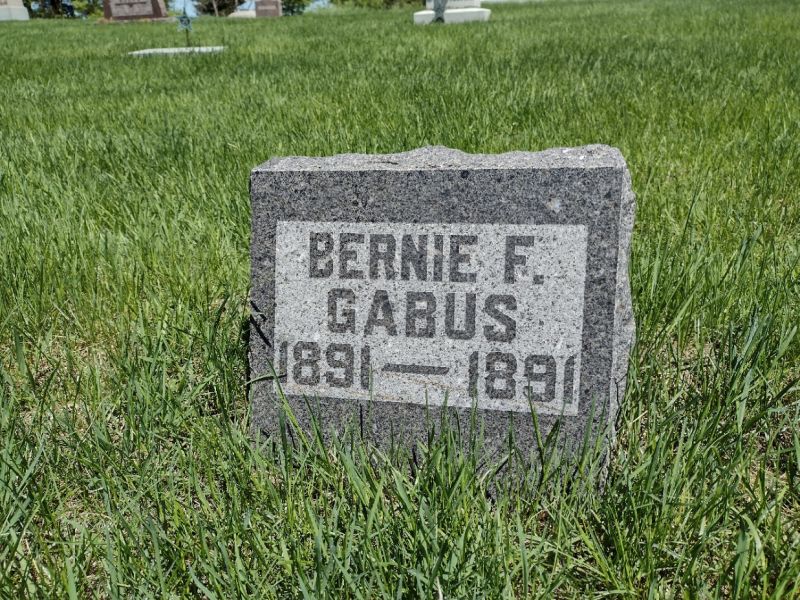headstone image