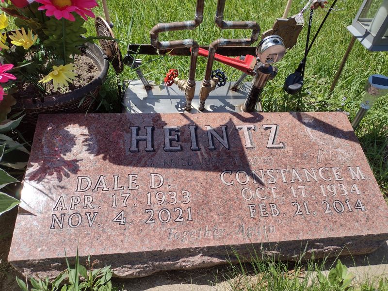 headstone image