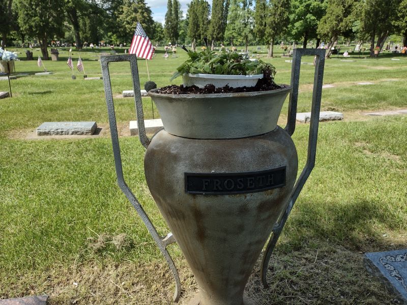 headstone image