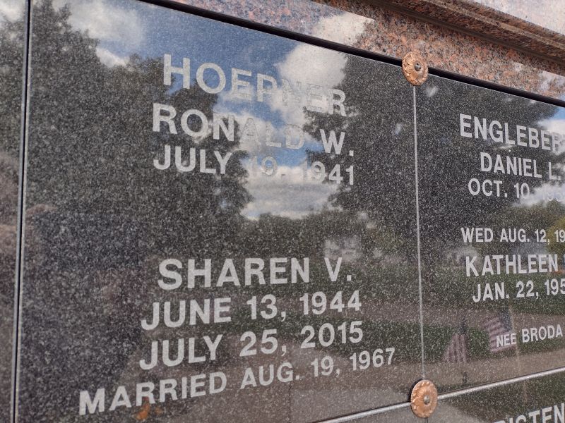 headstone image