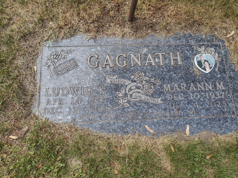 headstone image