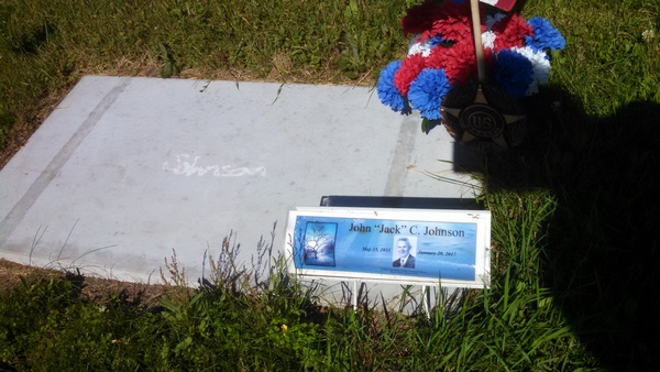 headstone image
