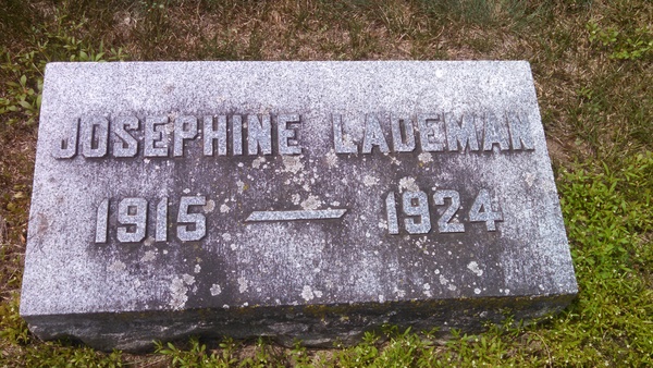 headstone image