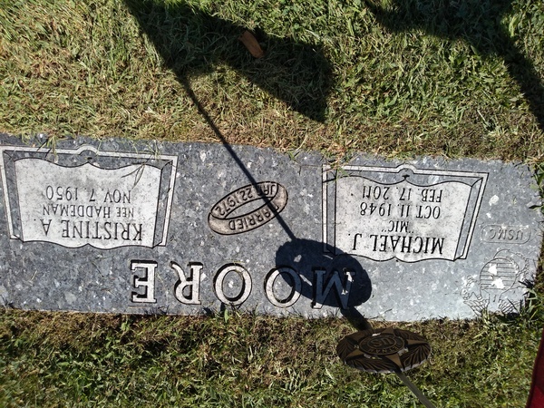 headstone image