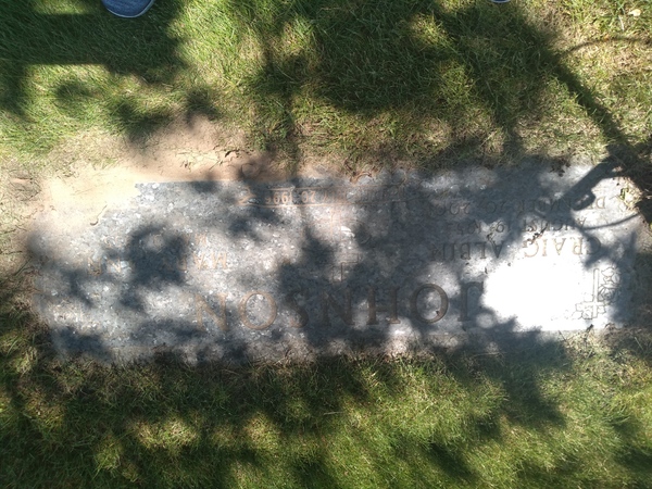 headstone image