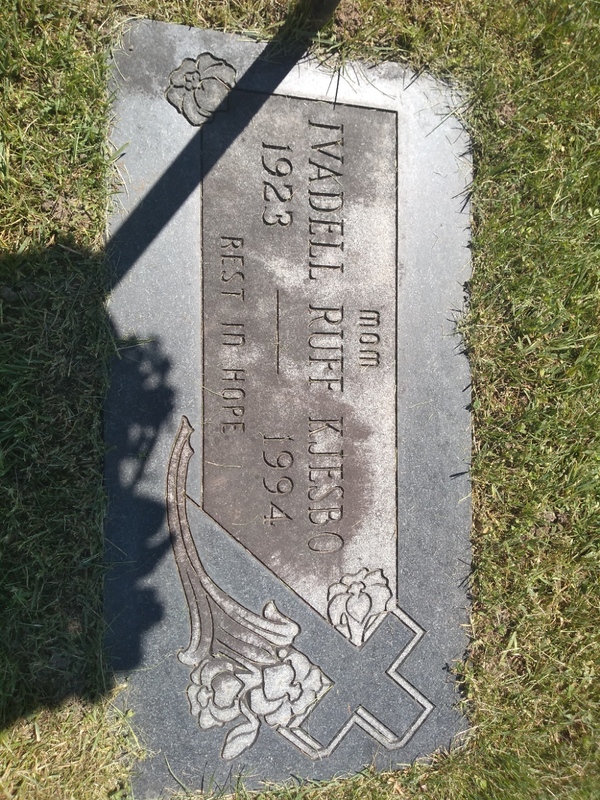 headstone image