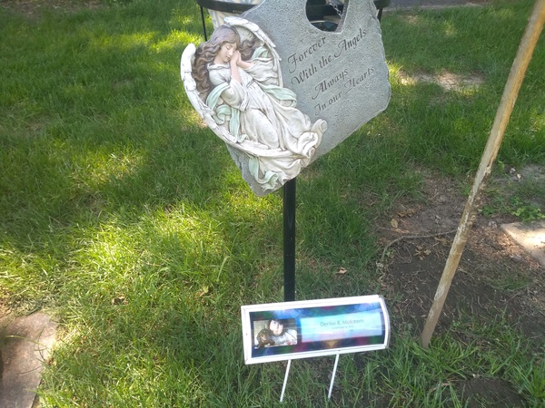headstone image