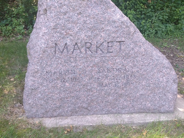 headstone image