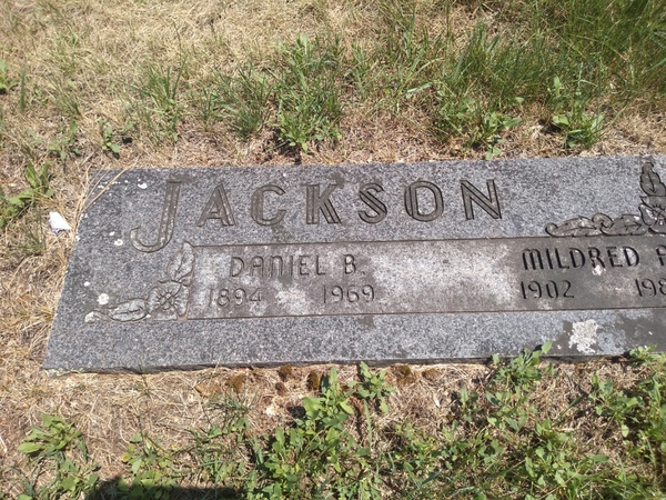 headstone image