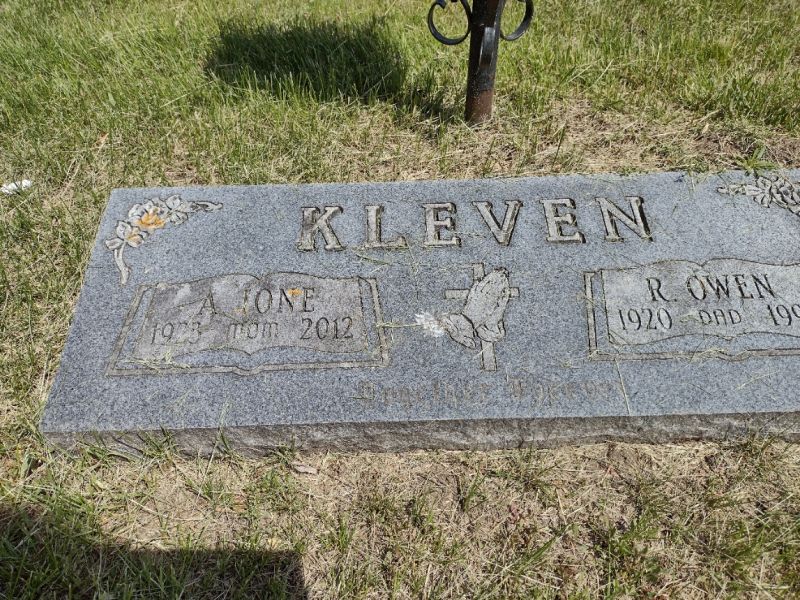 headstone image