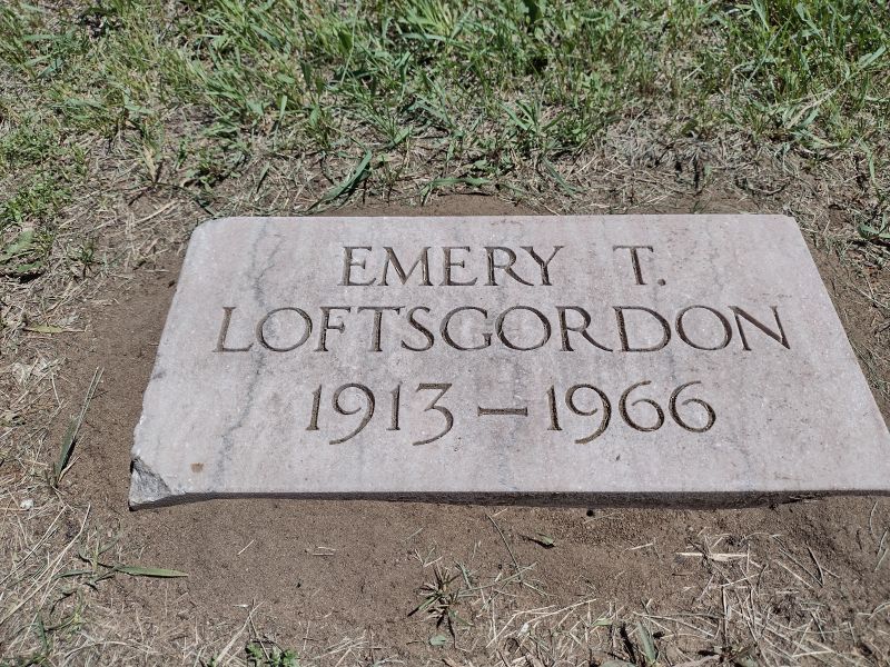 headstone image