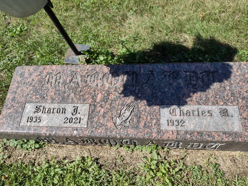headstone image