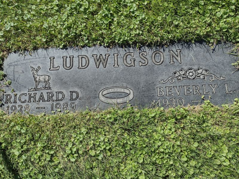 headstone image