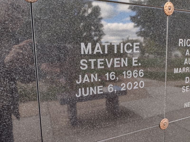 headstone image