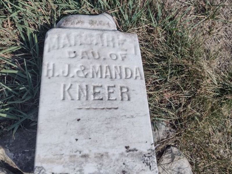 headstone image