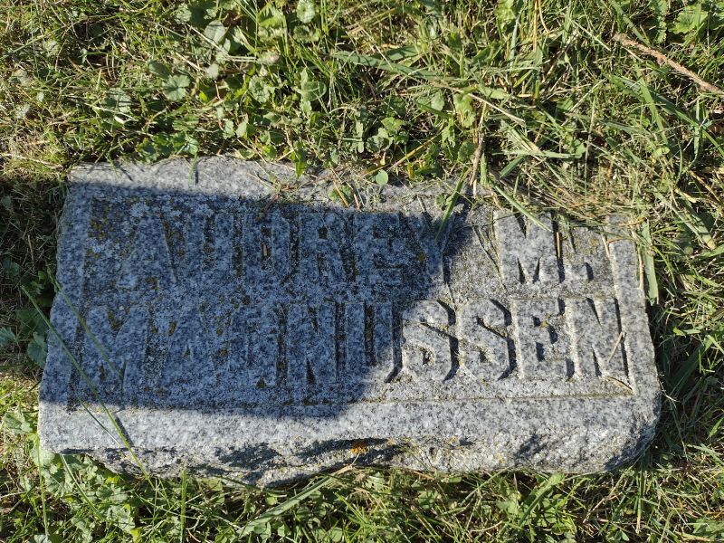 headstone image
