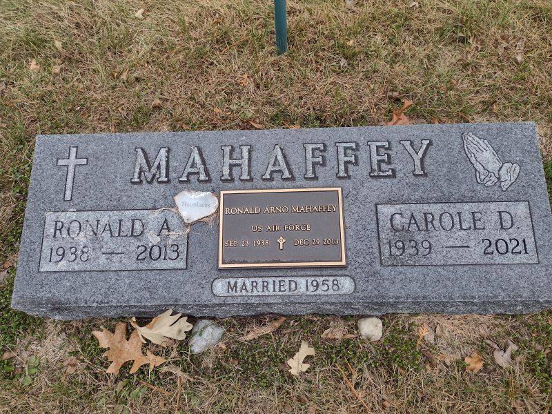 headstone image