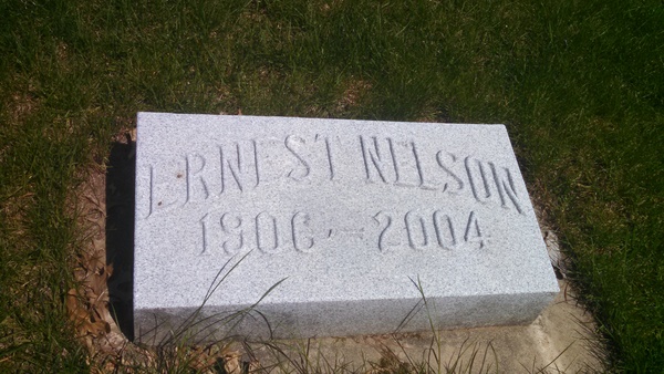headstone image