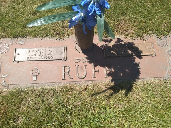 headstone image