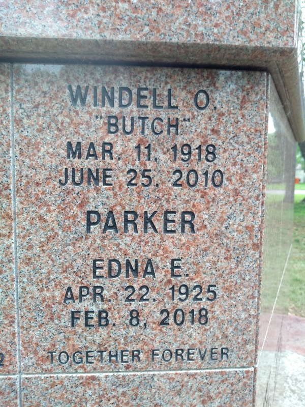 headstone image