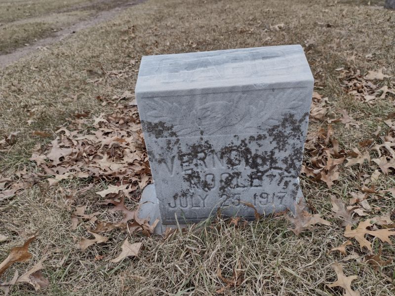headstone image