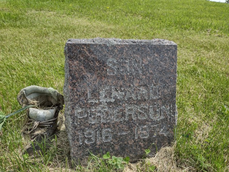 headstone image