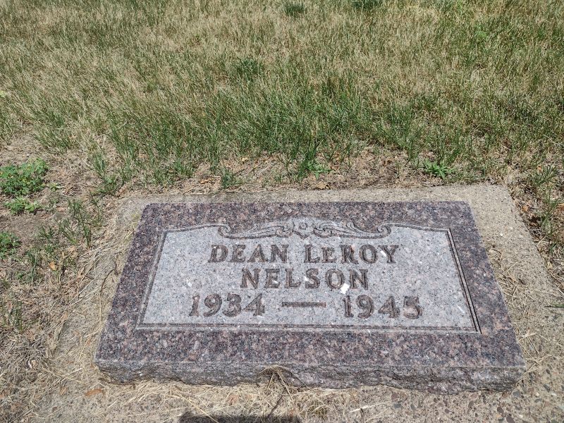 headstone image