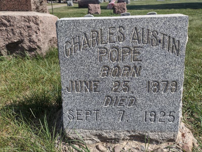 headstone image