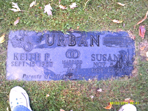 headstone image