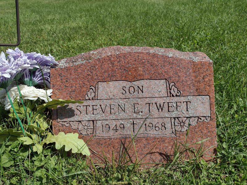 headstone image