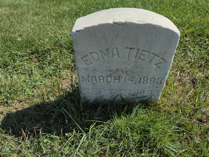 headstone image