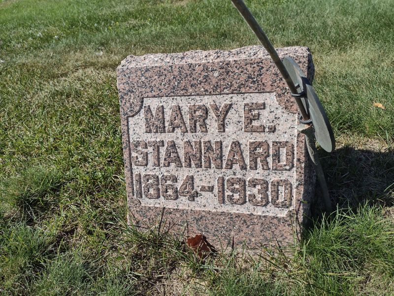 headstone image