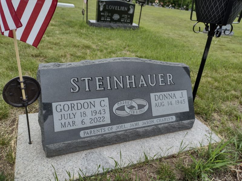 headstone image