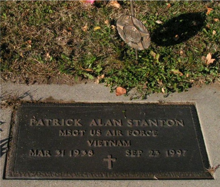 headstone image