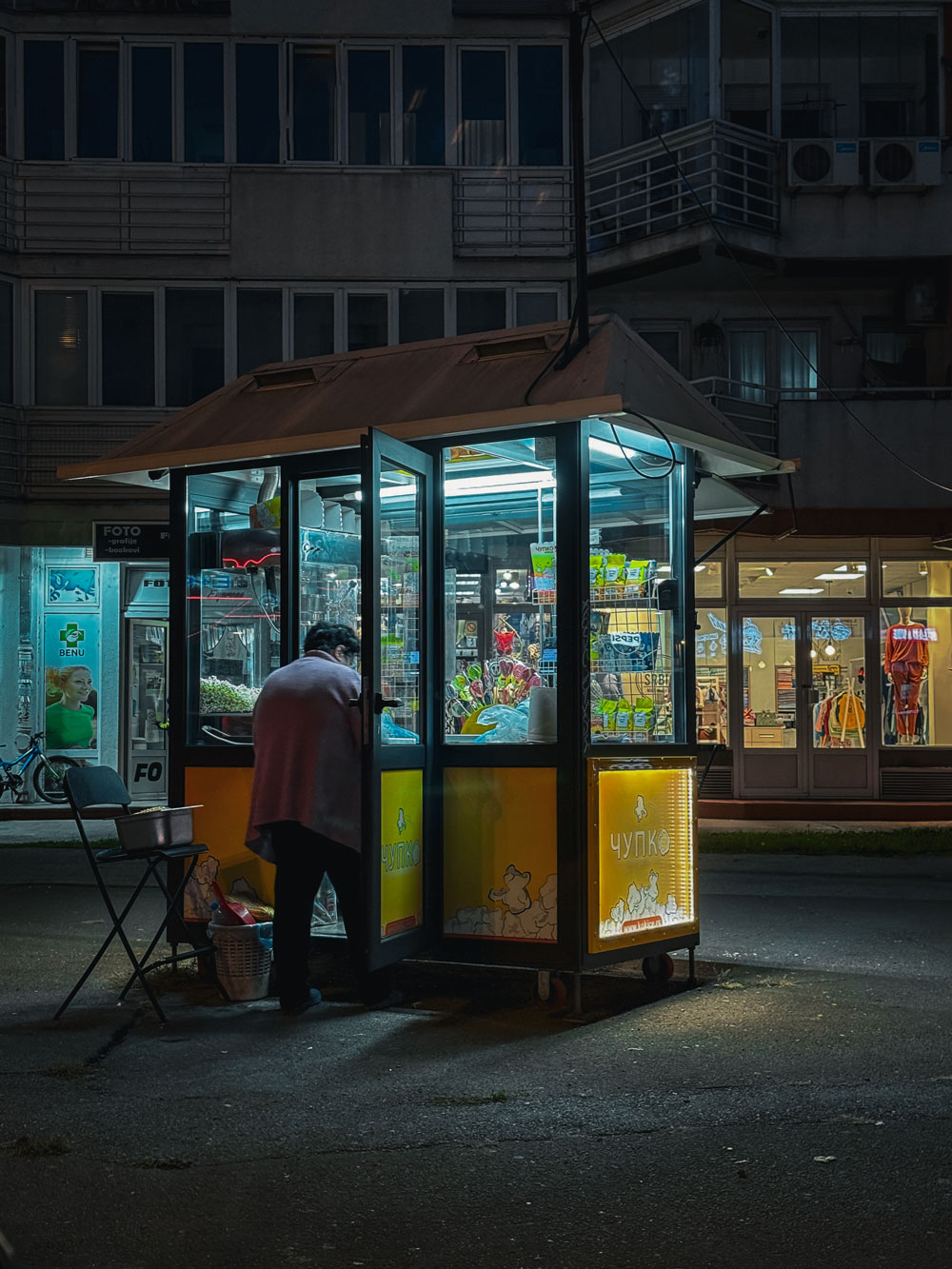 Woehlke,-Jacob-Closing-Time